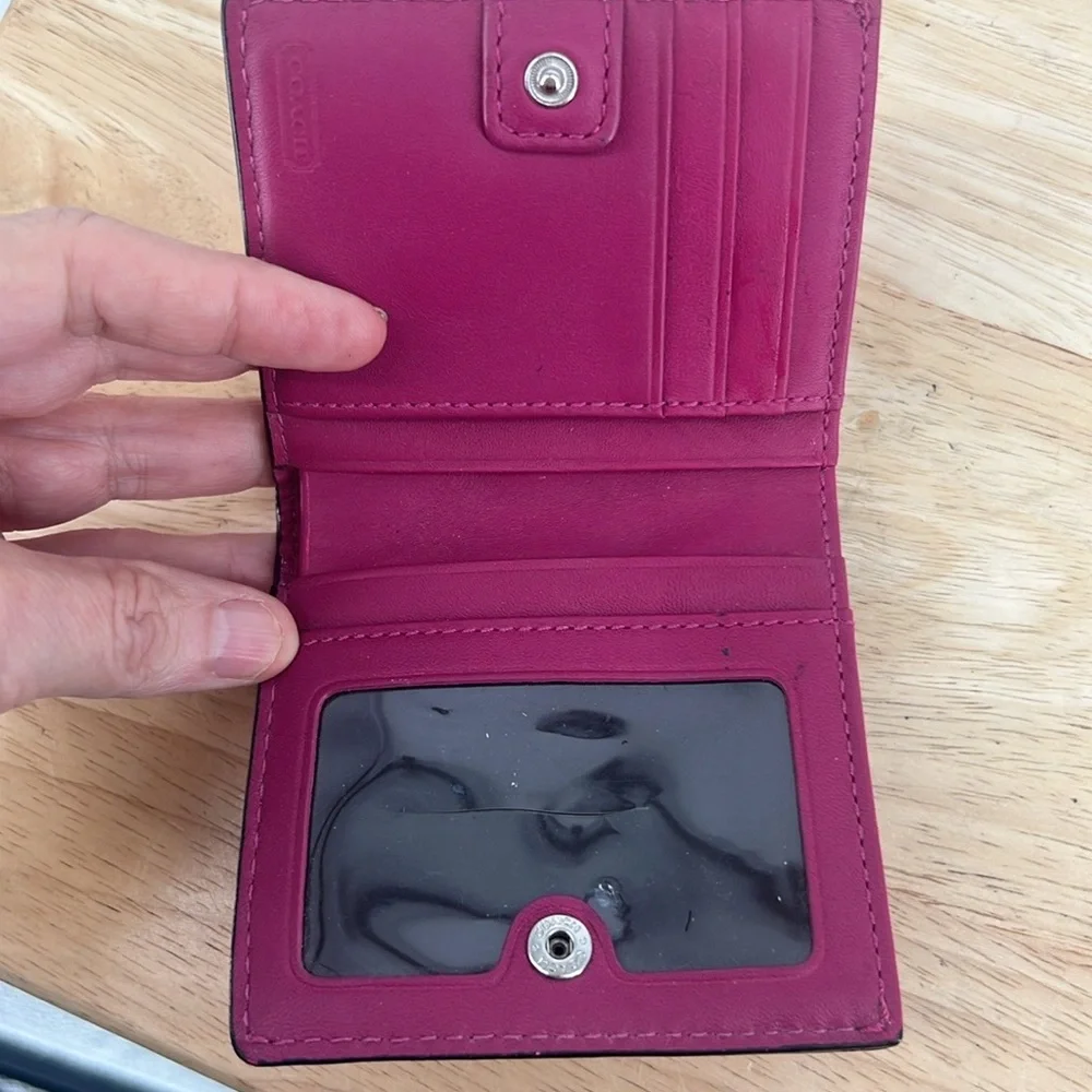 Coach Wallet Bifold Leather Pink Y2K - Picture 3 of 7